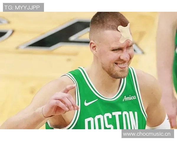 凯尔特人赛后采访妙语连珠笑翻全场 球员幽默回应引发观众爆笑